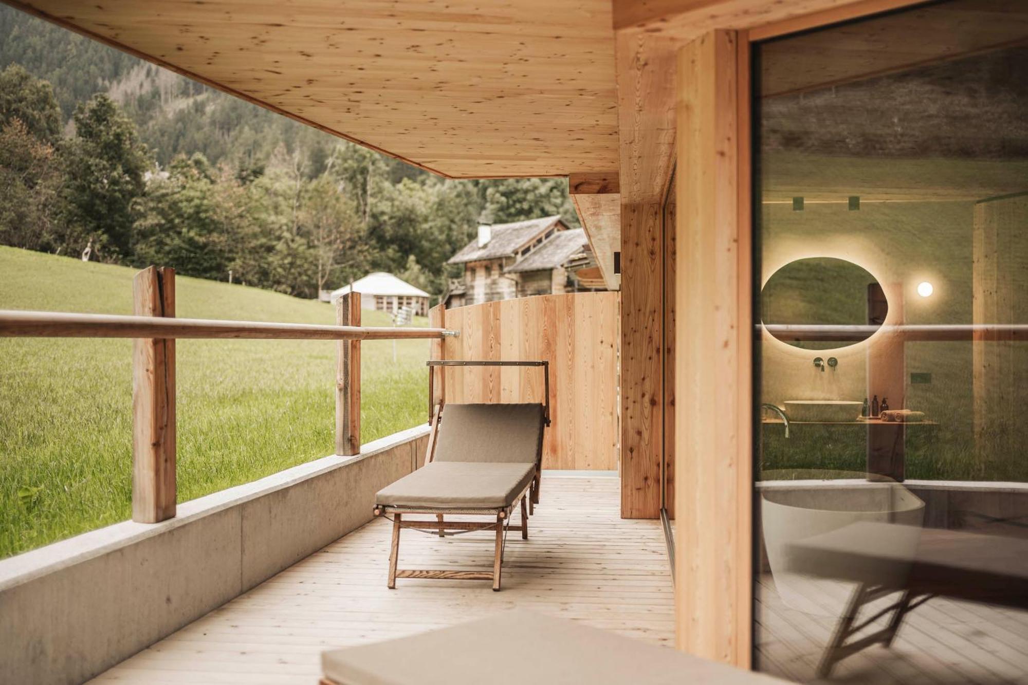 Naturhotel Luesnerhof Luson Exterior photo